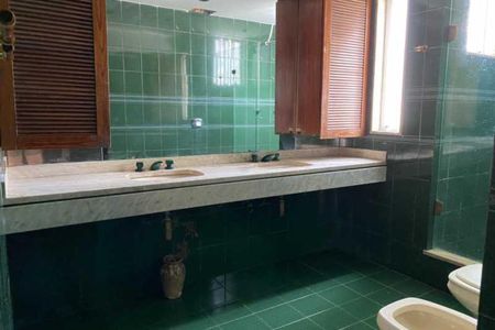 Apartamento à venda com 300m², 4 quartos e 1 vaga