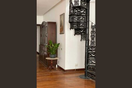 Apartamento à venda com 300m², 4 quartos e 1 vaga