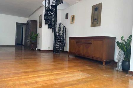 Apartamento à venda com 300m², 4 quartos e 1 vaga