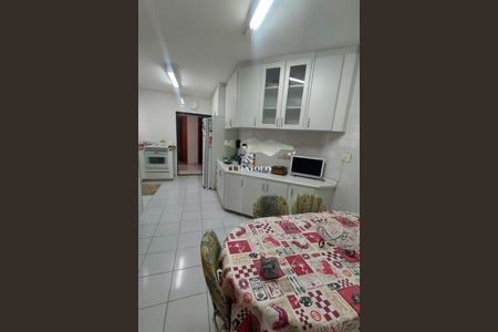 Apartamento à venda com 167m², 2 quartos e 2 vagas