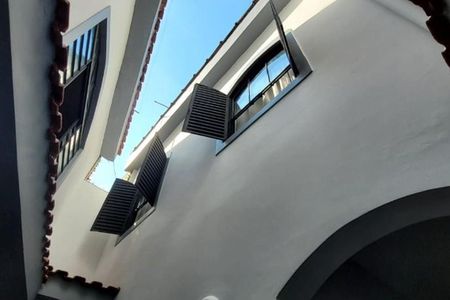 Casa à venda com 185m², 3 quartos e 2 vagas