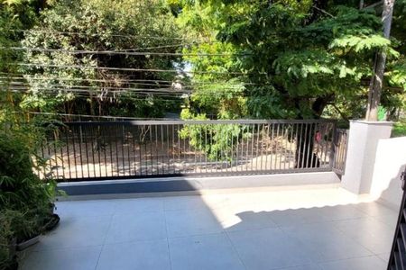 Casa à venda com 185m², 3 quartos e 2 vagas