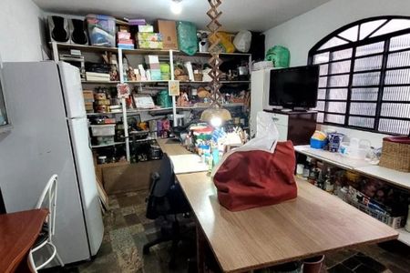 Casa à venda com 185m², 3 quartos e 2 vagas