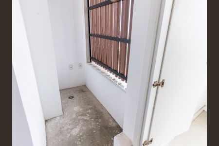 Apartamento à venda com 163m², 3 quartos e 3 vagasÁrea de Serviço - Área Técnica