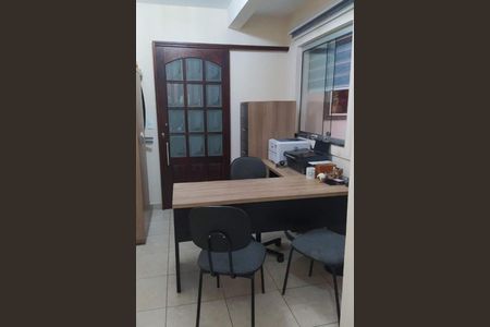 Casa à venda com 4 quartos, 221m² em Anchieta, São Bernardo do Campo