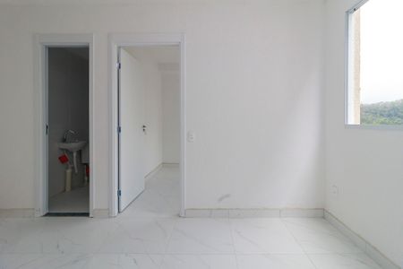 Sala de apartamento para alugar com 2 quartos, 32m² em Jardim Caravelas, São Paulo