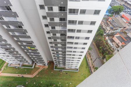 Vista da varanda  de apartamento para alugar com 2 quartos, 41m² em Canhema, Diadema