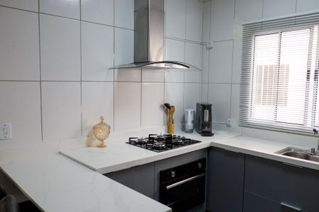 Casa para alugar com 150m², 2 quartos e 2 vagasCozinha