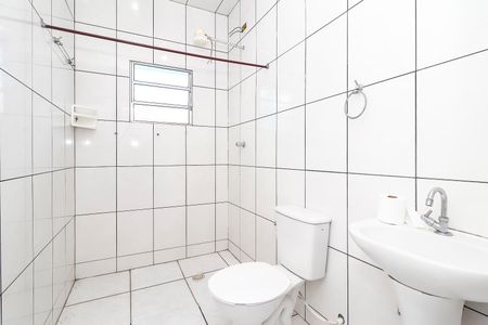 Casa para alugar com 70m², 2 quartos e sem vagaBanheiro