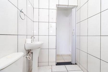 Casa para alugar com 70m², 2 quartos e sem vagaBanheiro