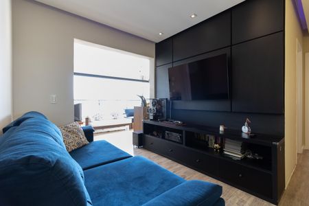 Apartamento para alugar com 68m², 2 quartos e 1 vagaSala