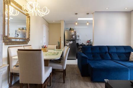 Apartamento para alugar com 68m², 2 quartos e 1 vagaSala