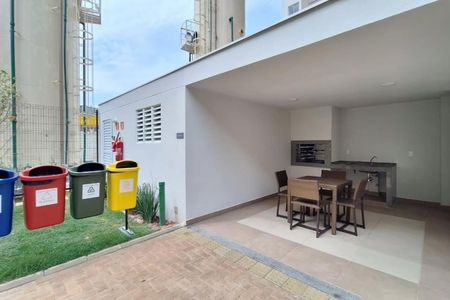 Apartamento para alugar com 37m², 2 quartos e sem vagaÁrea comum - Churrasqueira