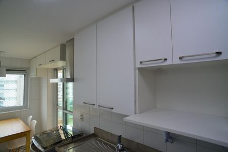 Apartamento para alugar com 117m², 2 quartos e 3 vagasCozinha
