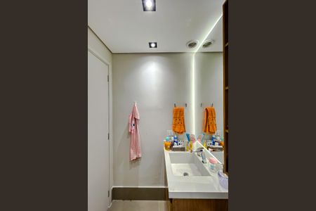 Apartamento para alugar com 111m², 2 quartos e 2 vagas Apartamento para alugar com 111m², 2 quartos e 2 vagasBanheiro da Suíte 2