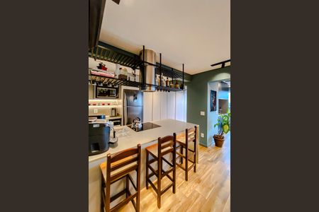 Apartamento para alugar com 111m², 2 quartos e 2 vagas Apartamento para alugar com 111m², 2 quartos e 2 vagasCozinha