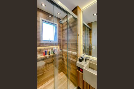 Apartamento para alugar com 111m², 2 quartos e 2 vagas Apartamento para alugar com 111m², 2 quartos e 2 vagasBanheiro da Suíte