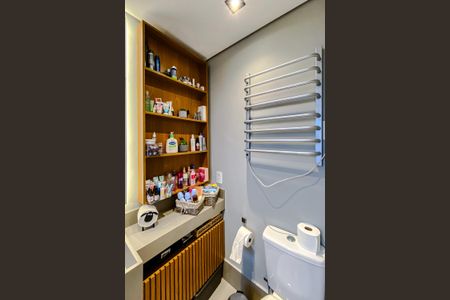 Apartamento para alugar com 111m², 2 quartos e 2 vagas Apartamento para alugar com 111m², 2 quartos e 2 vagasBanheiro da Suíte