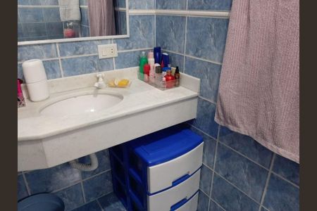 Casa à venda com 3 quartos, 180m² em Jardim Ester Yolanda, São Paulo