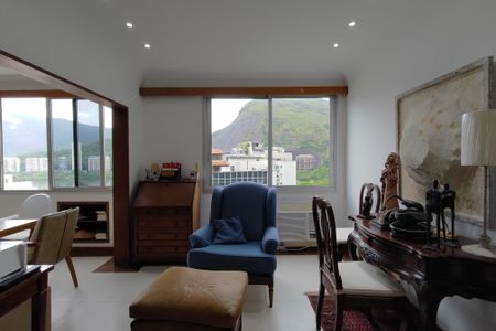 Apartamento à venda com 75m², 2 quartos e 1 vagaSala