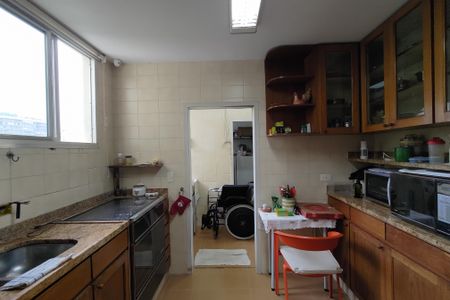 Apartamento à venda com 75m², 2 quartos e 1 vagaCozinha