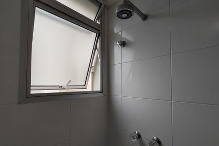 Apartamento à venda com 75m², 2 quartos e 1 vagaBanheiro da Suíte