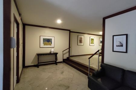 Apartamento à venda com 75m², 2 quartos e 1 vagaÁrea comum