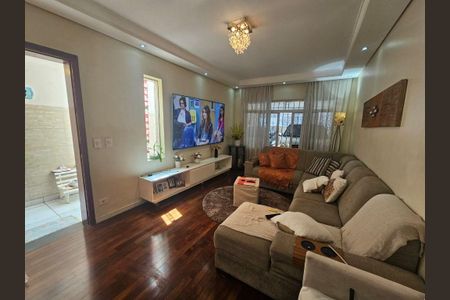 Casa à venda com 3 quartos, 150m² em Rio Pequeno, São Paulo