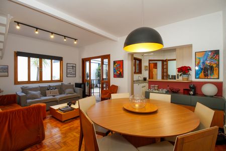 Casa à venda com 180m², 4 quartos e 2 vagasSala de Jantar