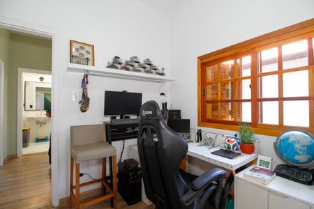 Casa à venda com 180m², 4 quartos e 2 vagasQuarto 2