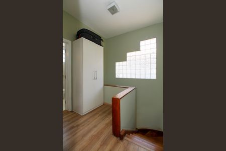 Casa à venda com 180m², 4 quartos e 2 vagasHall Área Íntima