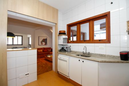 Casa à venda com 180m², 4 quartos e 2 vagasCozinha