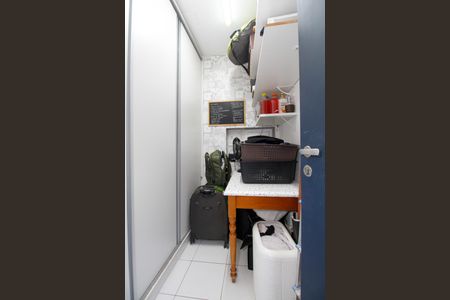 Casa à venda com 180m², 4 quartos e 2 vagasDepósito