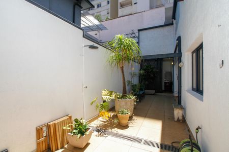 Casa à venda com 180m², 4 quartos e 2 vagasÁrea Externa/Varanda