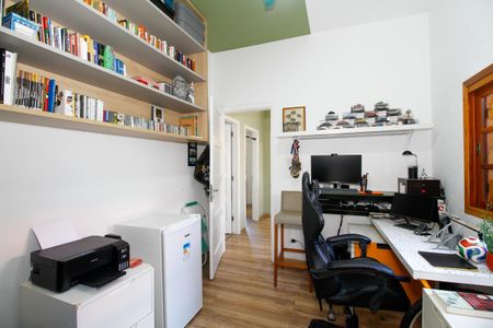 Casa à venda com 180m², 4 quartos e 2 vagasQuarto 2