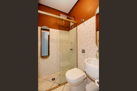 Casa à venda com 180m², 4 quartos e 2 vagasBanheiro Social