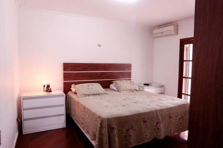 Casa à venda com 4 quartos, 241m² em Nova Petrópolis, São Bernardo do Campo