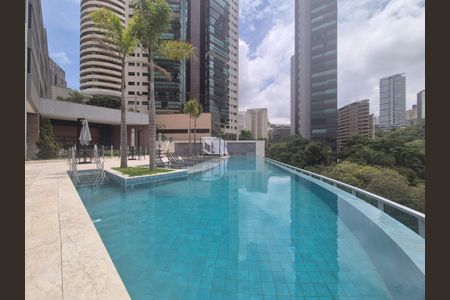 Apartamento à venda com 243m², 4 quartos e 4 vagas