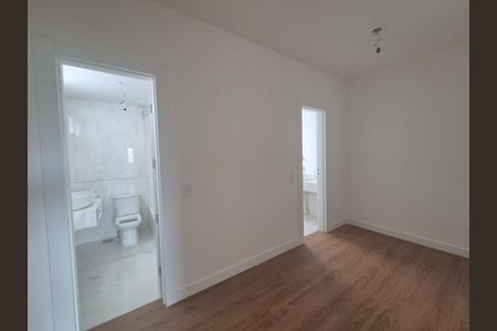 Apartamento à venda com 243m², 4 quartos e 4 vagas