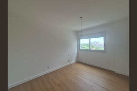 Apartamento à venda com 243m², 4 quartos e 4 vagas
