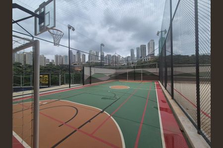 Apartamento à venda com 243m², 4 quartos e 4 vagas