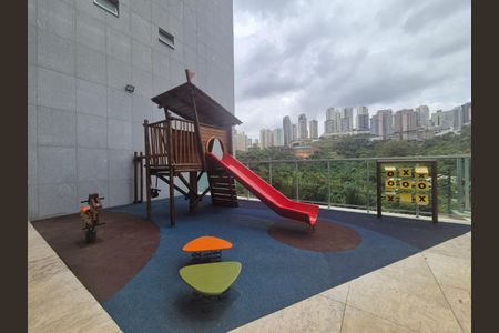 Apartamento à venda com 243m², 4 quartos e 4 vagas