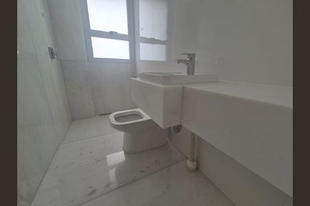 Apartamento à venda com 243m², 4 quartos e 4 vagas