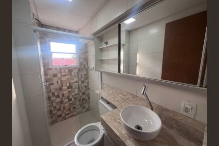 Banheiro de apartamento para alugar com 2 quartos, 72m² em Setor Sudoeste, Goiânia