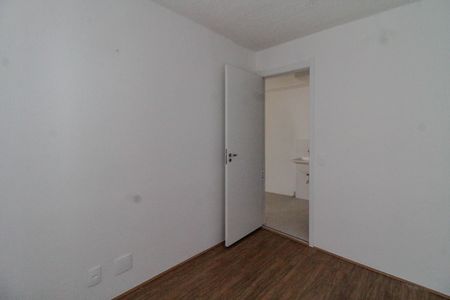 Quarto 2 de apartamento para alugar com 2 quartos, 34m² em Parque Industrial Tomas Edson, São Paulo