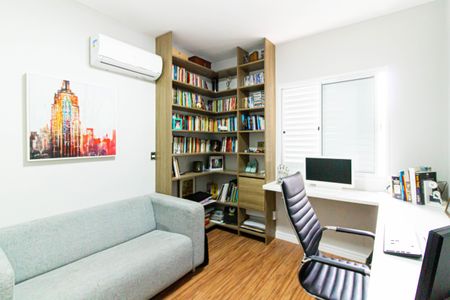 Apartamento à venda com 107m², 3 quartos e 2 vagasQuarto 2