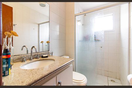 Apartamento à venda com 107m², 3 quartos e 2 vagasBanheiro