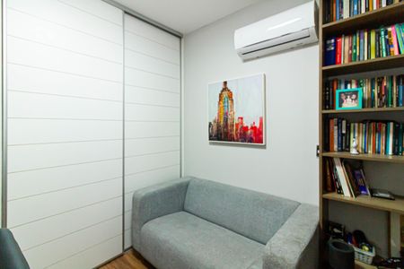 Apartamento à venda com 107m², 3 quartos e 2 vagasQuarto 2