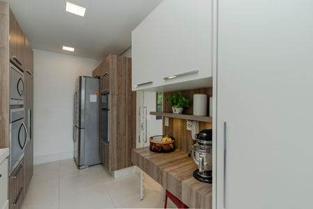 Apartamento à venda com 134m², 3 quartos e 2 vagasCozinha