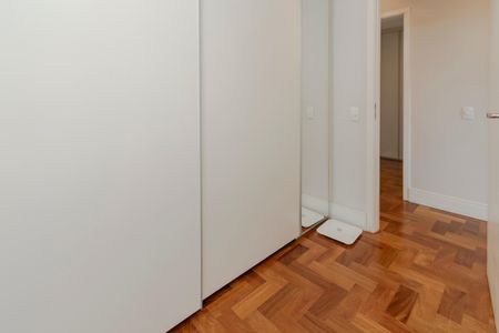 Apartamento à venda com 134m², 3 quartos e 2 vagasSuíte 1